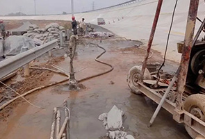 黔西南公路钻孔施工